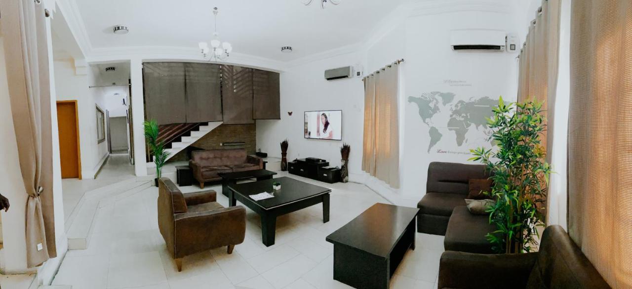 Taverna Lounge & Boutique Hotel Port Harcourt Ngoại thất bức ảnh